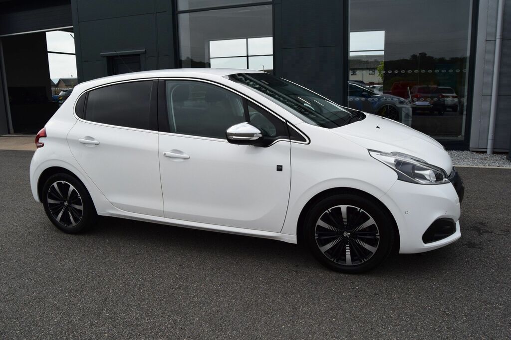 Peugeot 208 1.2 Puretech Tech Edition Hatchback Man White #6