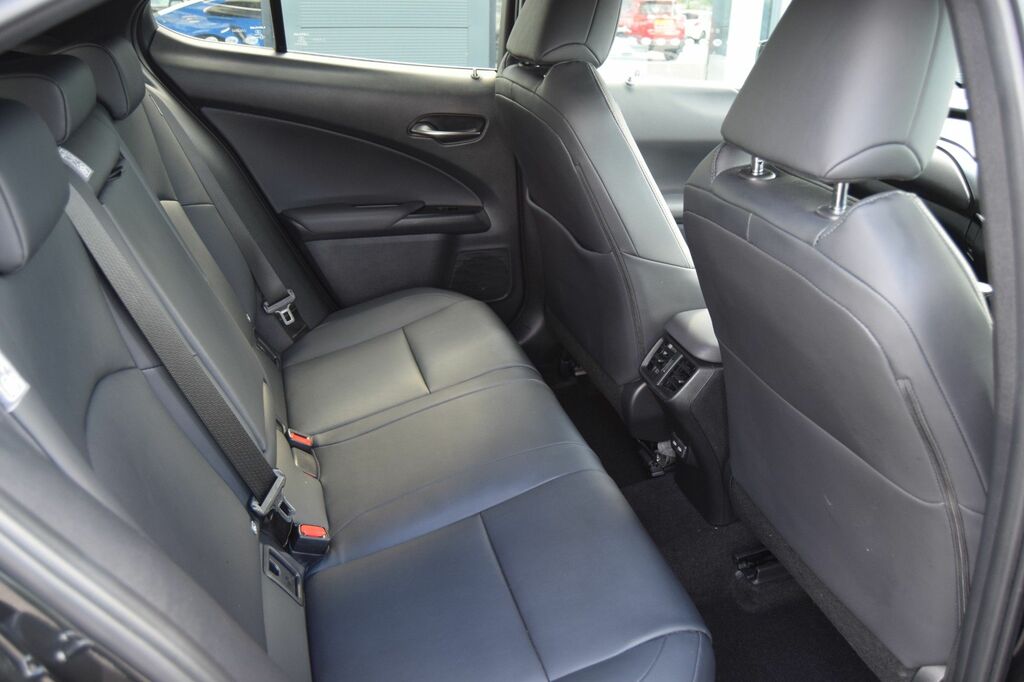Lexus UX Ux 250H 4X2 Cvt Black #18