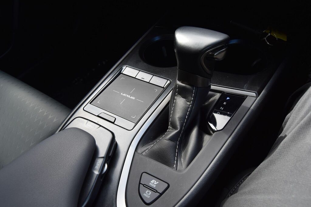 Lexus UX Ux 250H 4X2 Cvt Black #31