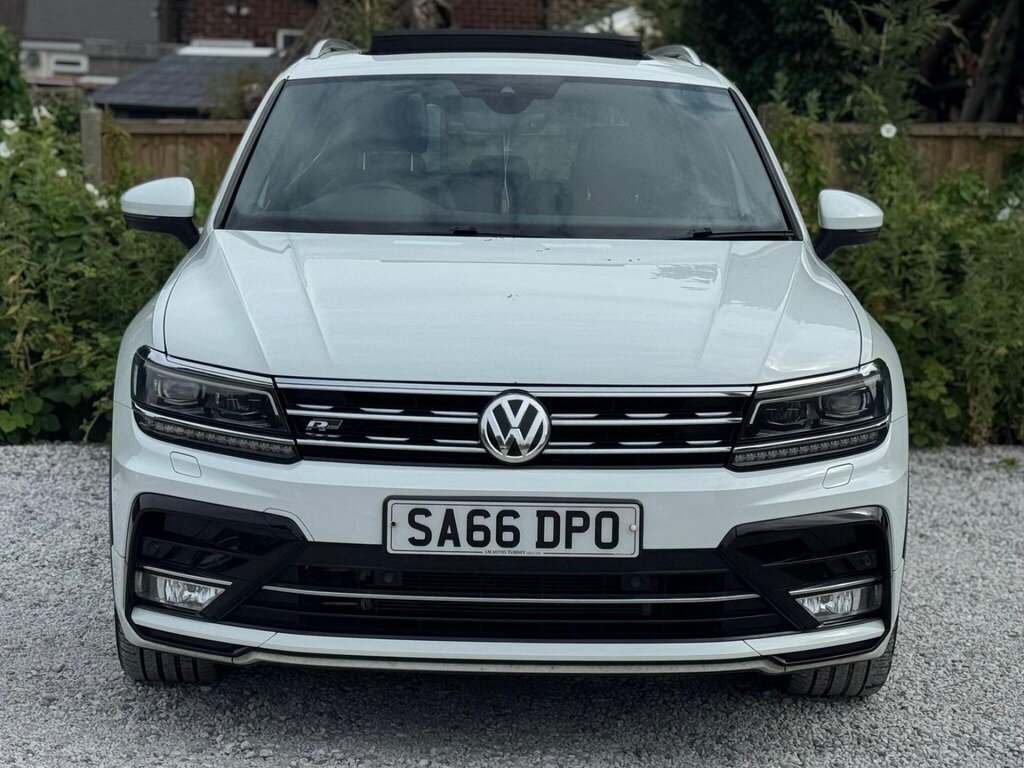 Volkswagen Tiguan 2.0 Tdi Bluemotion Tech R-line Dsg 4Motion Euro 6 SA66DPO White #4