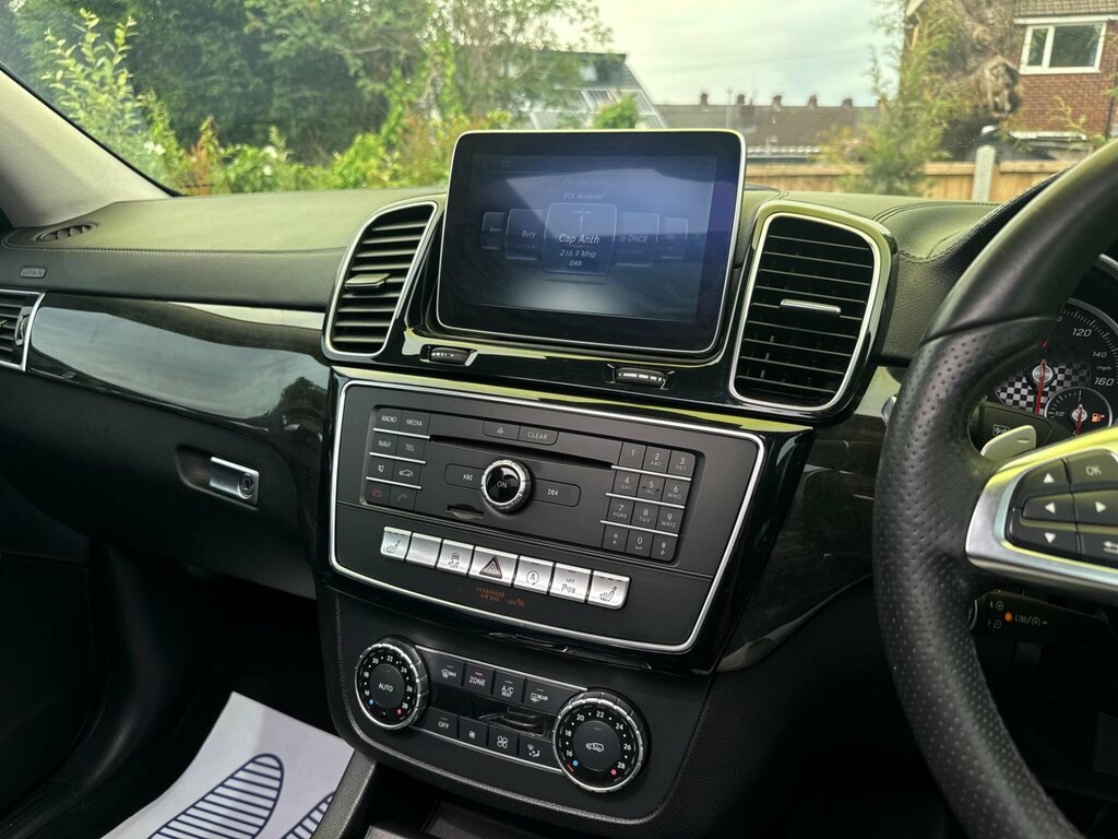Mercedes-Benz GLE Coupe Gle 350D 4Matic Amg Line Premium Plus 9G-tron Black #33