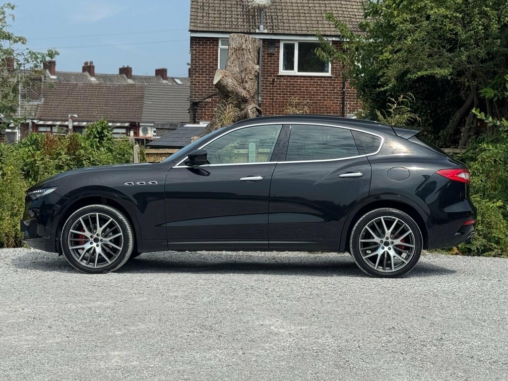 Maserati Levante V6d Auto White #10