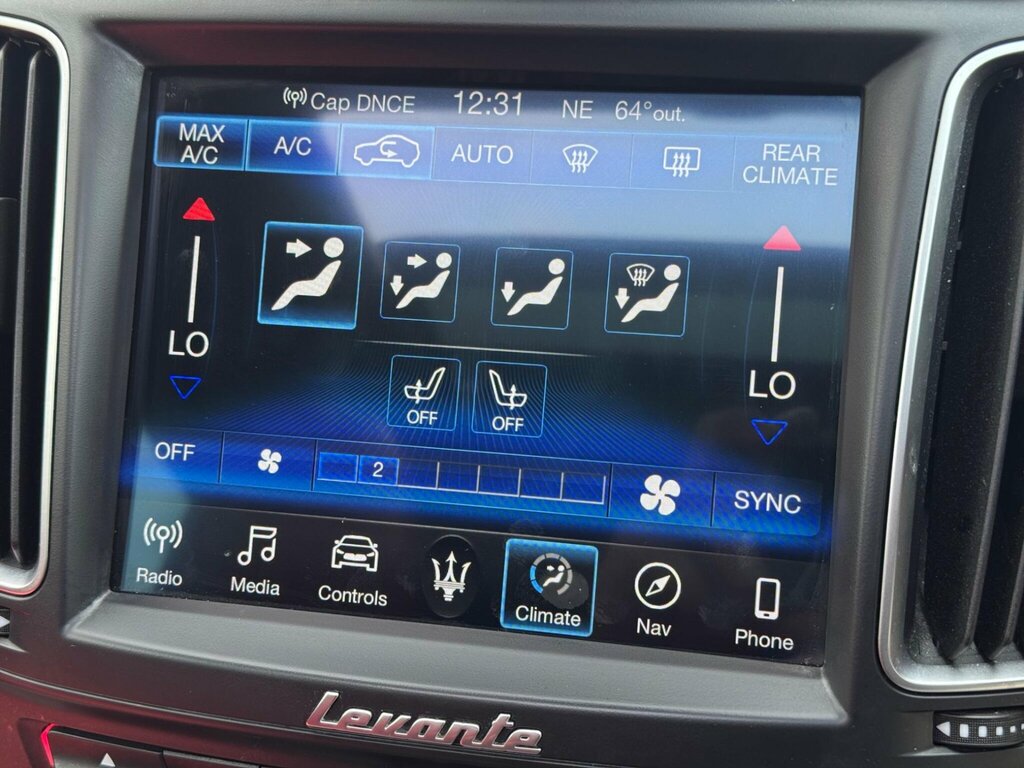 Maserati Levante V6d Auto White #40