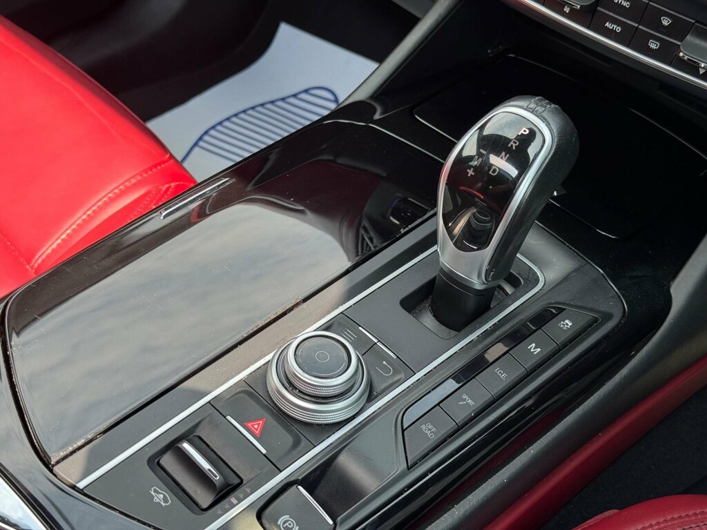 Maserati Levante V6d Auto White #45