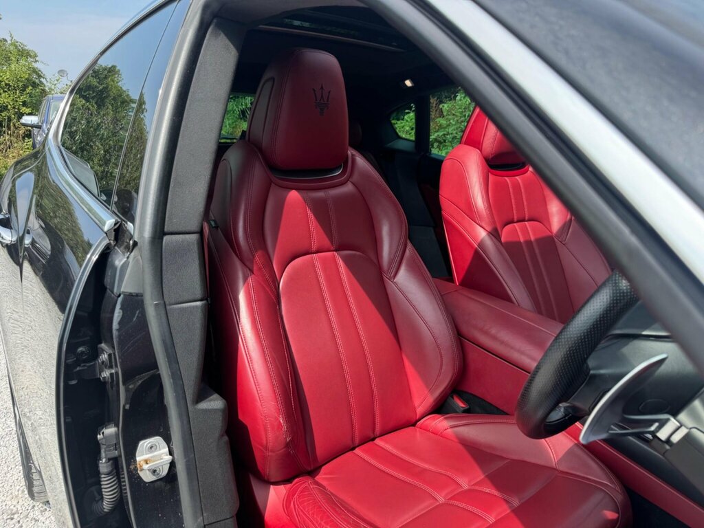 Maserati Levante V6d Auto White #15