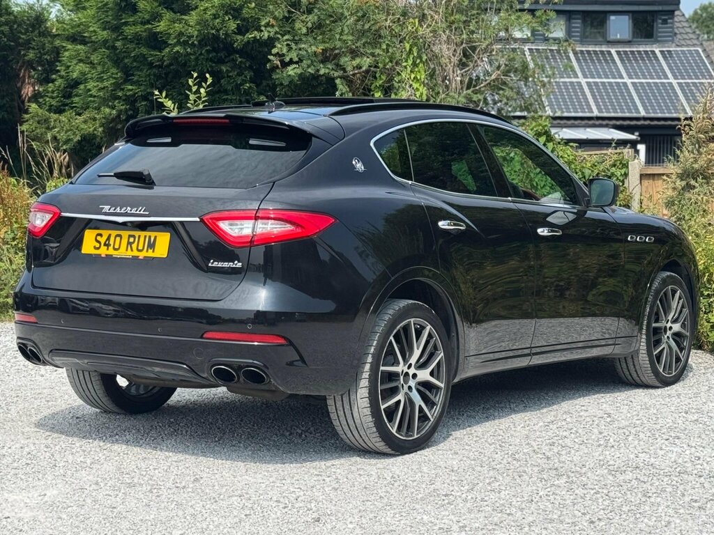 Maserati Levante V6d Auto White #8