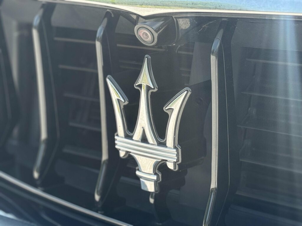 Maserati Levante V6d Auto White #74