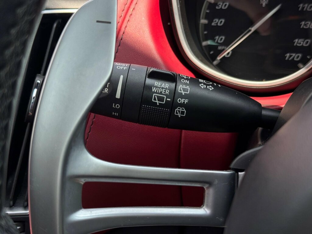 Maserati Levante V6d Auto White #29