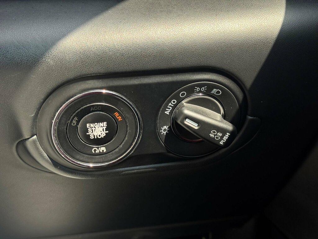 Maserati Levante V6d Auto White #50
