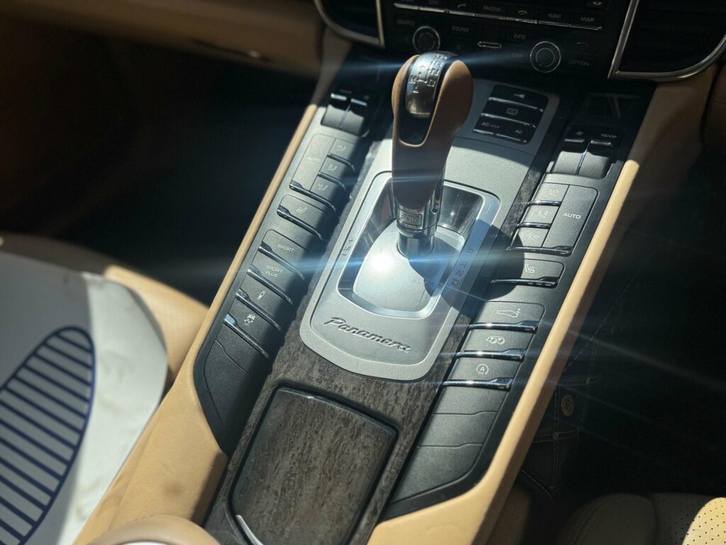 Porsche Panamera Hatchback Silver #11