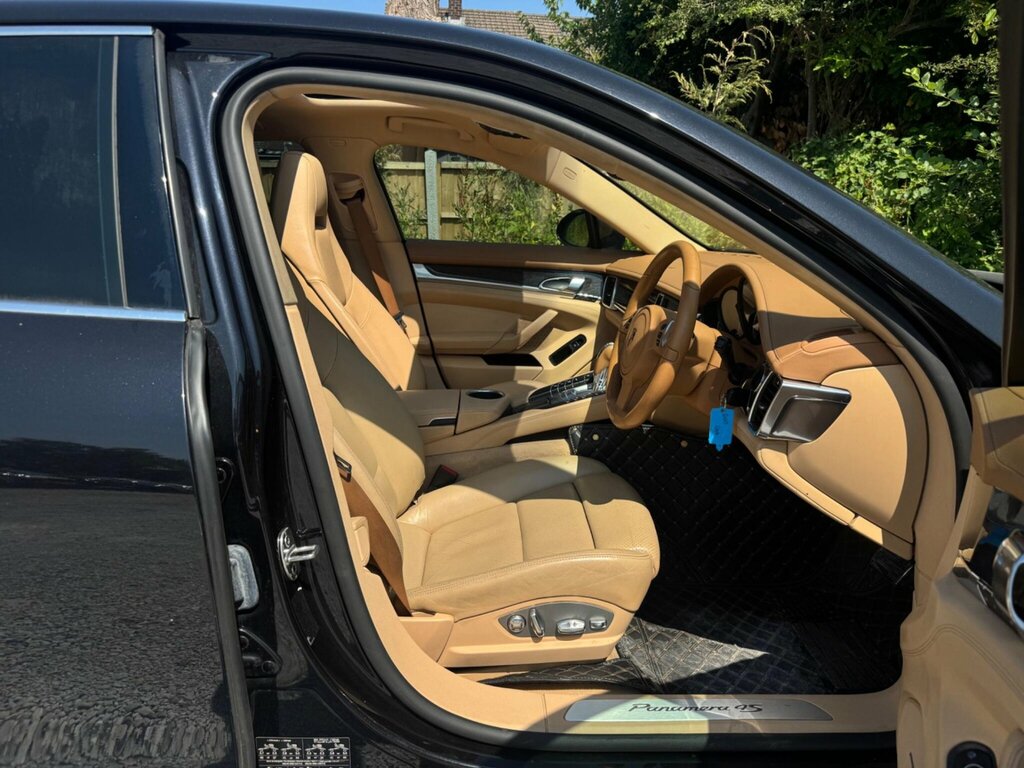 Porsche Panamera Hatchback Brown #59