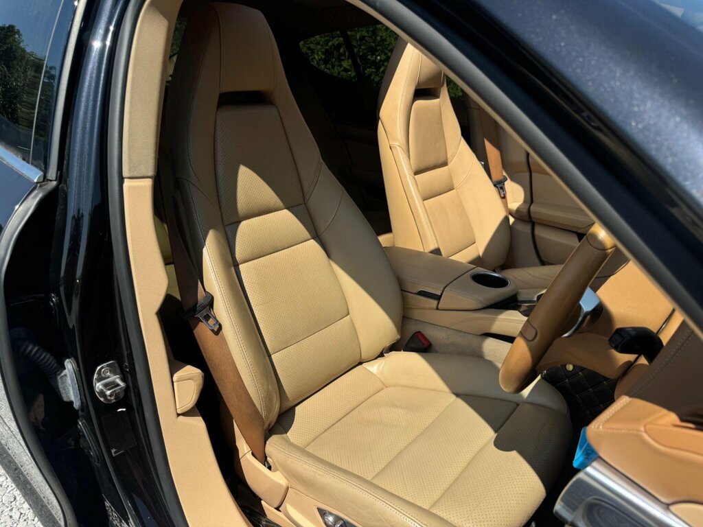 Porsche Panamera Hatchback Brown #70