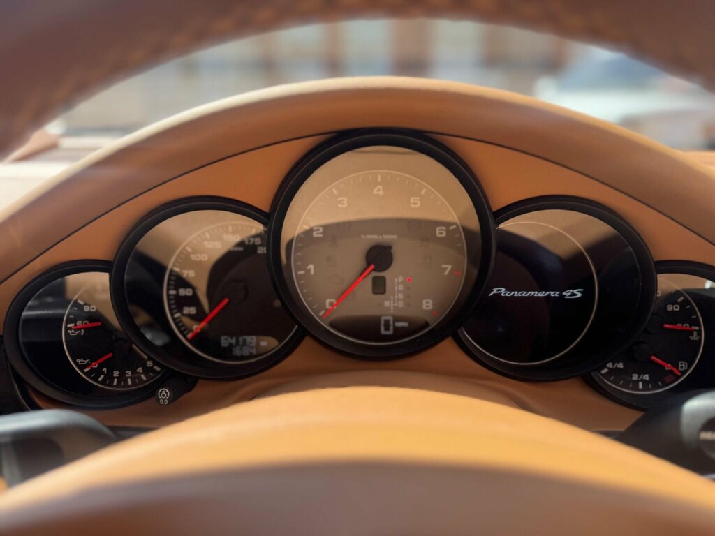 Porsche Panamera Hatchback Silver #10