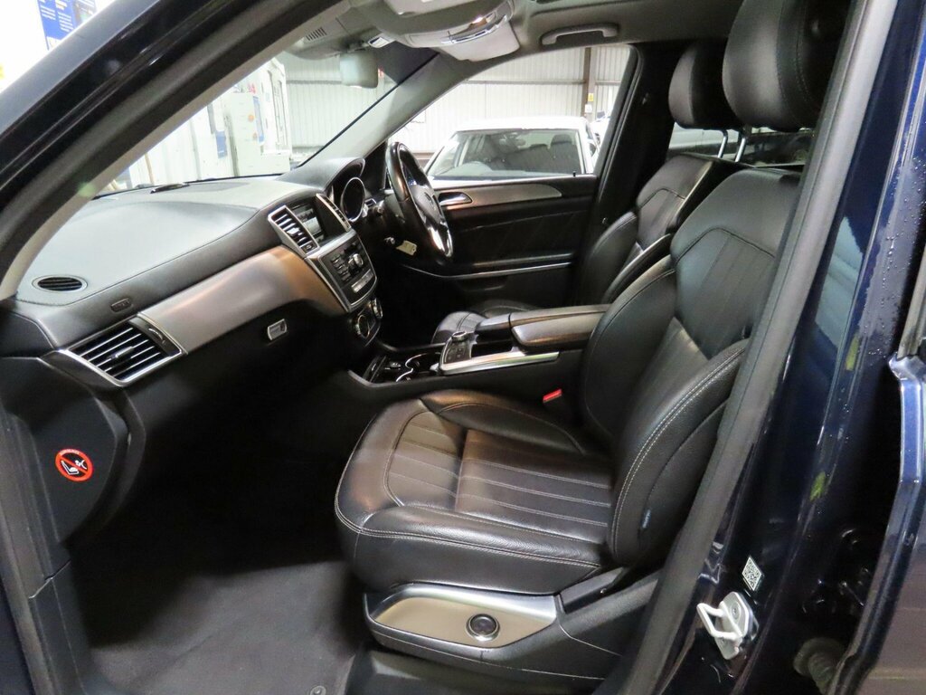 Mercedes-Benz GL Class Black #12