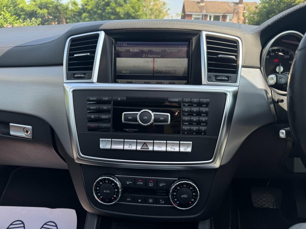 Mercedes-Benz GL Class Black #33