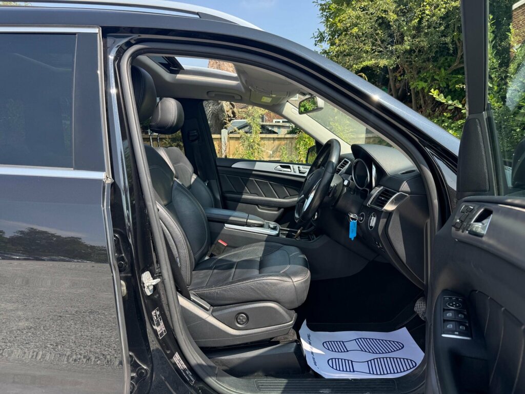 Mercedes-Benz GL Class Black #16