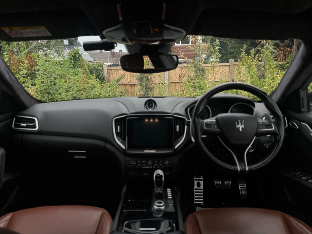 Maserati Ghibli V6 White #31