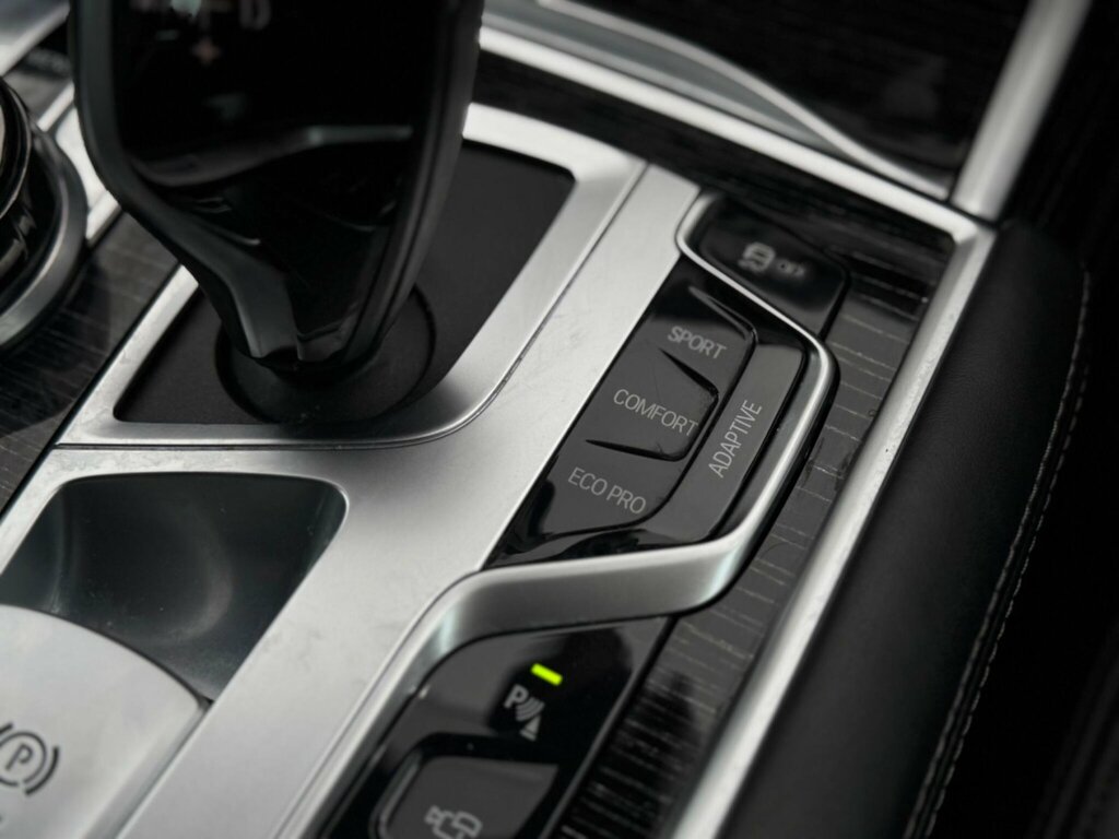BMW 7 Series 730D M Sport Grey #82