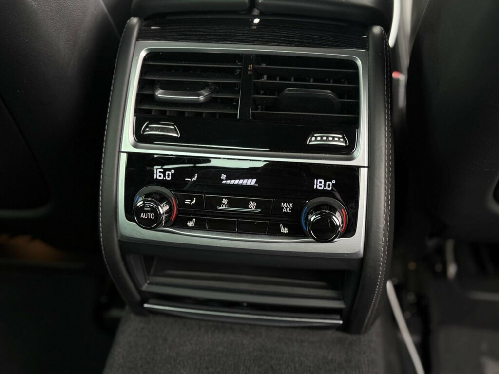 BMW 7 Series 730D M Sport Grey #26