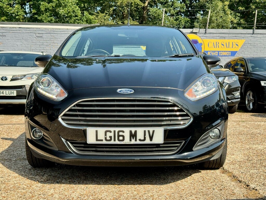 Ford Fiesta Hatchback LG16MJV Black #2