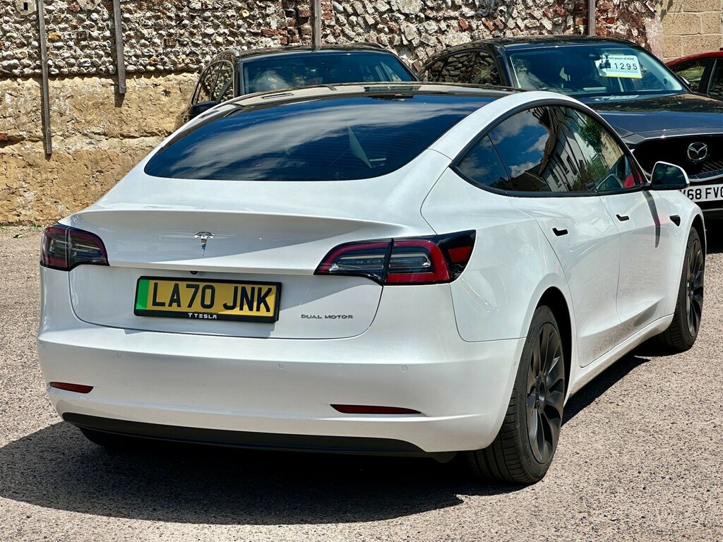 Tesla Model 3 Saloon LA70JNK White #6