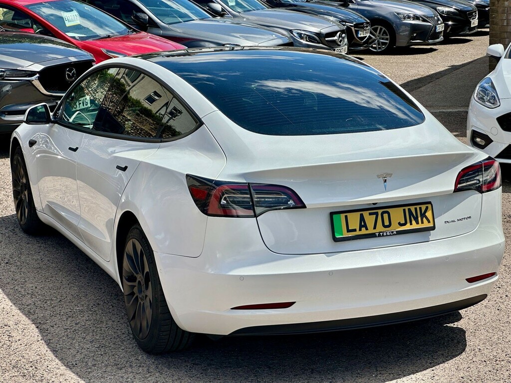 Tesla Model 3 Saloon LA70JNK White #3
