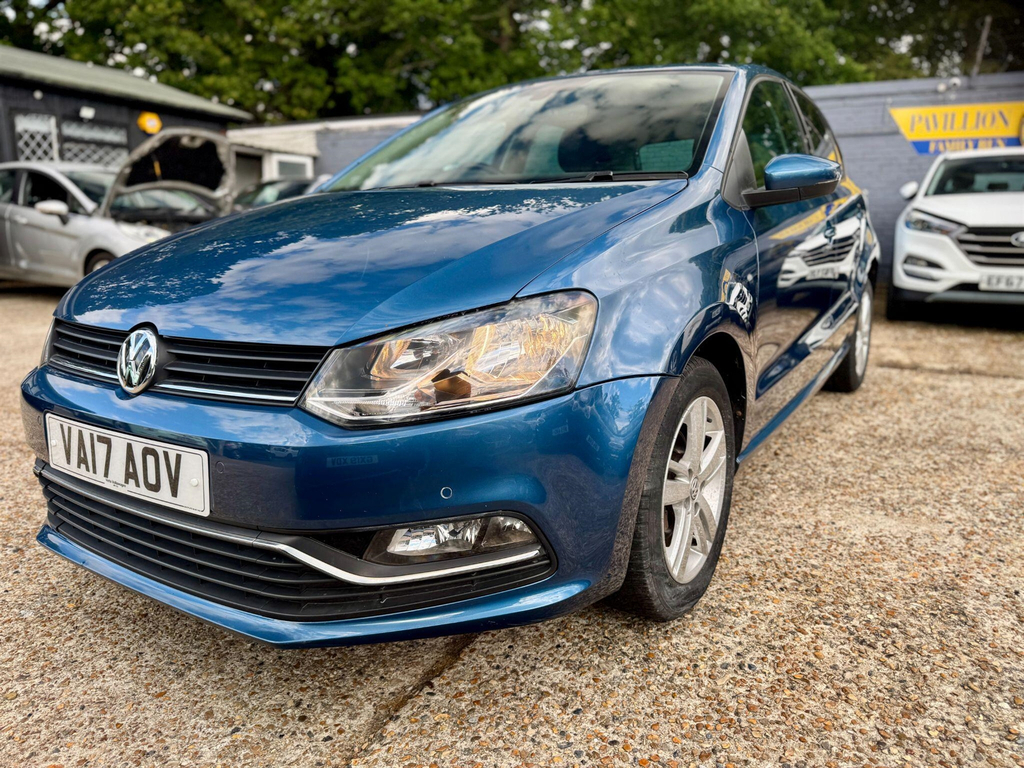 Volkswagen Polo Hatchback VA17AOV Blue #3