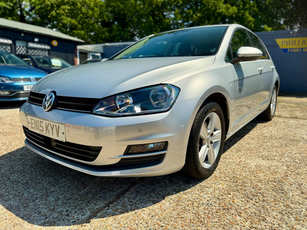 Volkswagen Golf Hatchback Silver #3