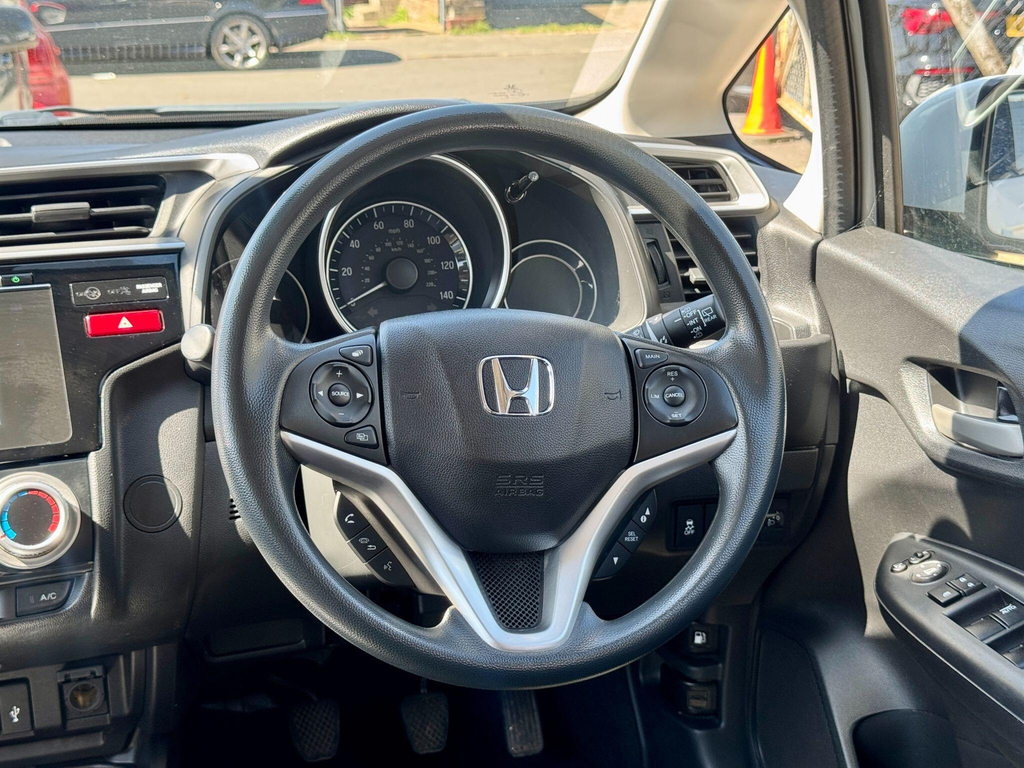 Honda Jazz 1.3 I-vtec Se Navi Cvt Euro 6 Ss Silver #35