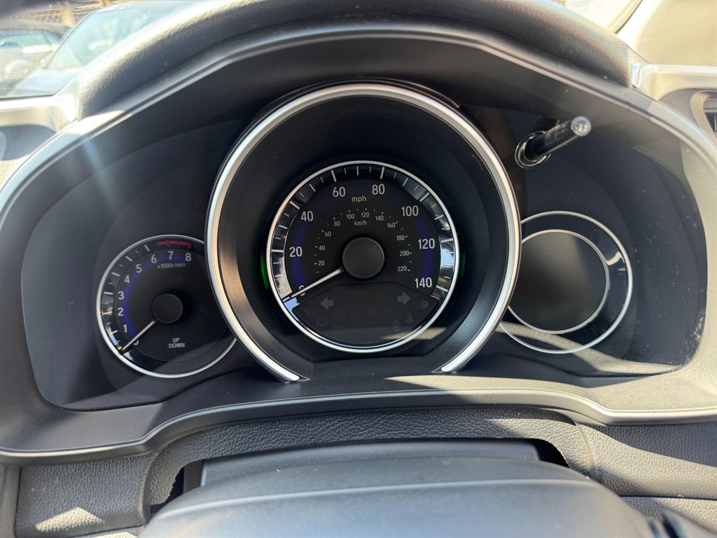 Honda Jazz 1.3 I-vtec Se Navi Cvt Euro 6 Ss Silver #32