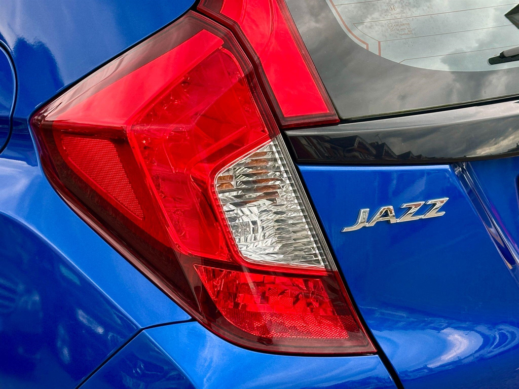 Honda Jazz 1.3 I-vtec Ex Navi Hatchback Eur Silver #39