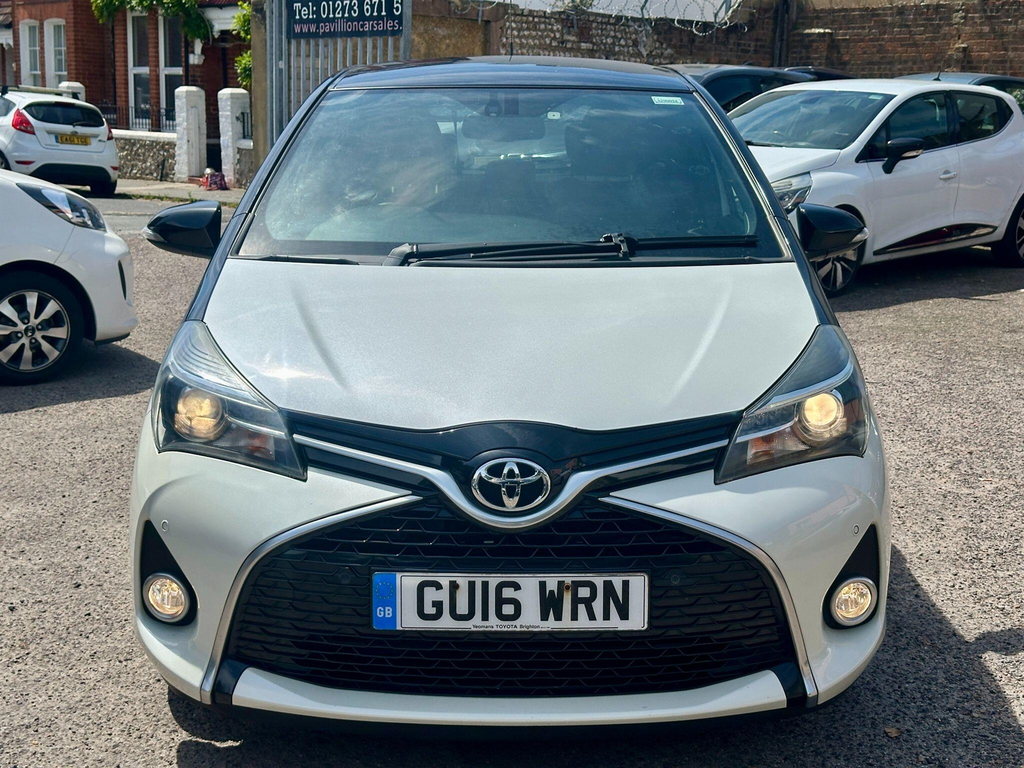 Toyota Yaris Hatchback GU16WRN White #2