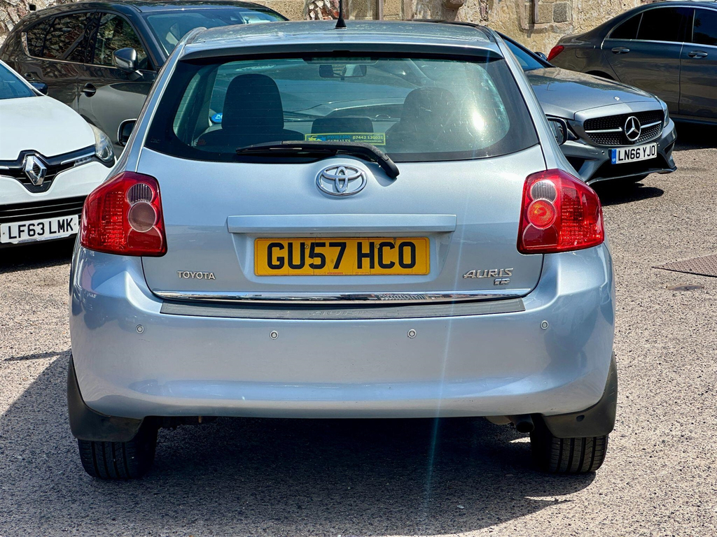 Toyota Auris Hatchback Blue #6