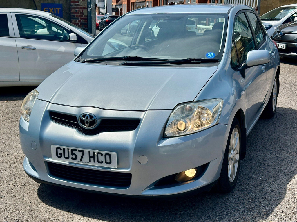 Toyota Auris Hatchback Blue #3
