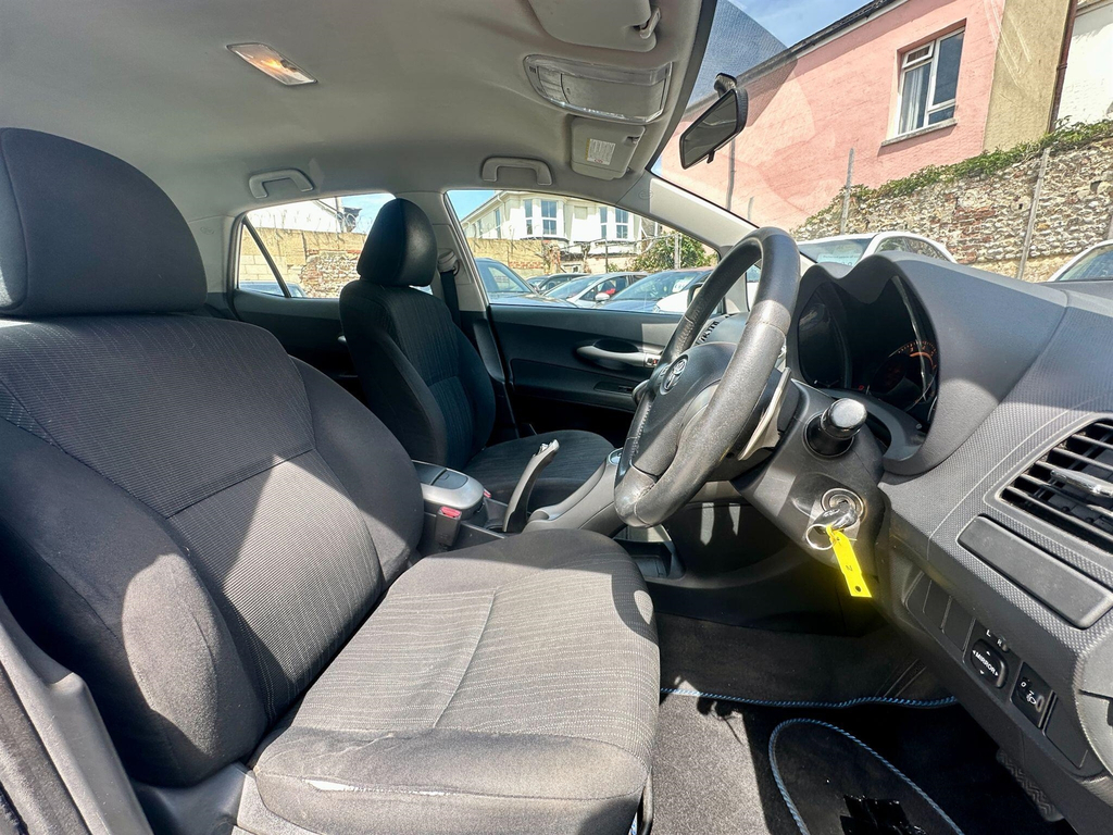 Toyota Auris 1.6 Vvt-i Tr Hatchback 166 Gkm Grey #11