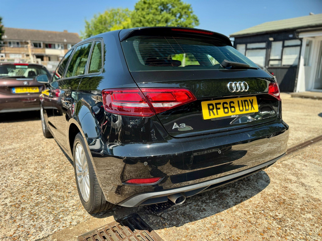 Audi A3 A3 Sportback Se Technik Tdi Black #4