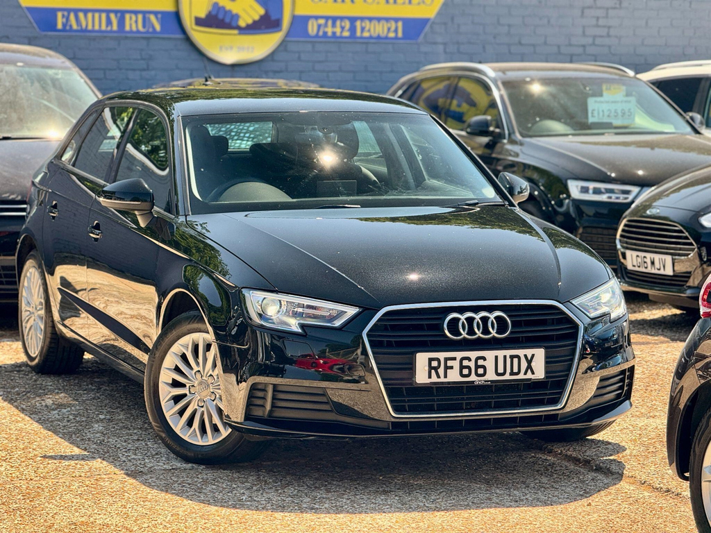 Audi A3 A3 Sportback Se Technik Tdi Black #6