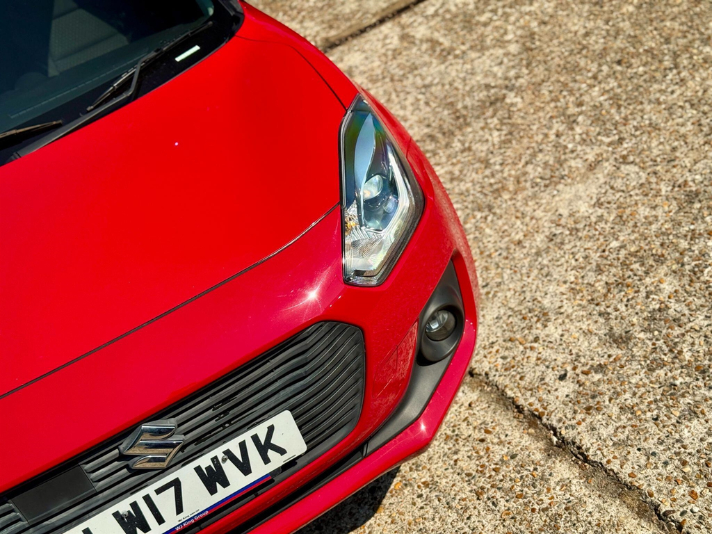 Suzuki Swift Suzuki Swift Hybrid 1.0 Boosterjet Shvs Sz5 Red #62