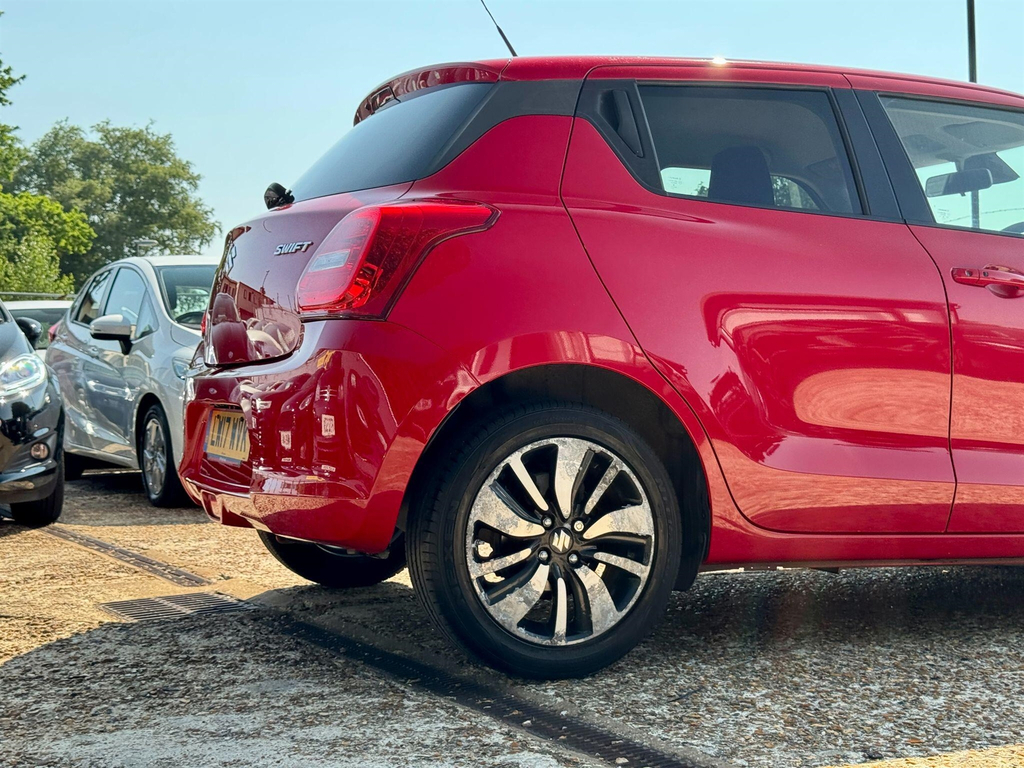 Suzuki Swift Suzuki Swift Hybrid 1.0 Boosterjet Shvs Sz5 Red #40