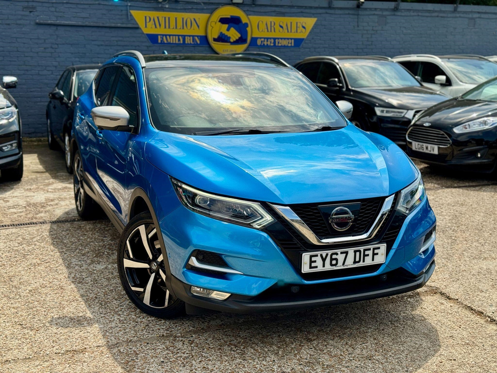 Nissan Qashqai 1.2 Dig-t Tekna Glass Roof Pack Blue #10