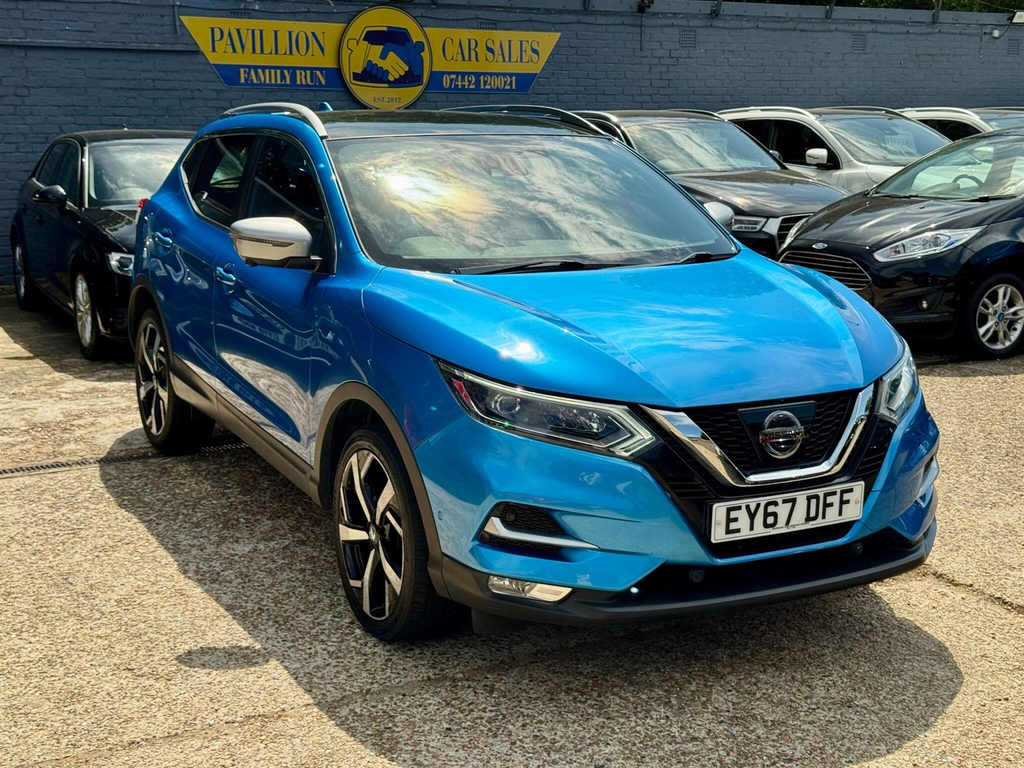 Nissan Qashqai 1.2 Dig-t Tekna Glass Roof Pack Blue #31