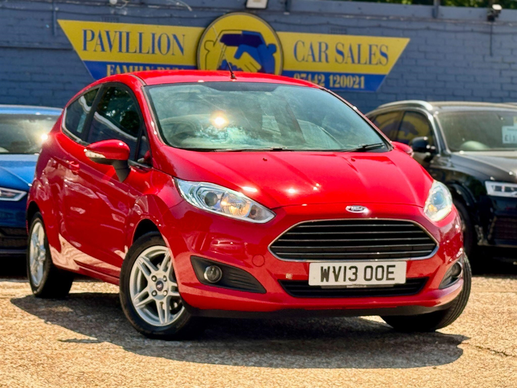 Ford Fiesta Hatchback Red