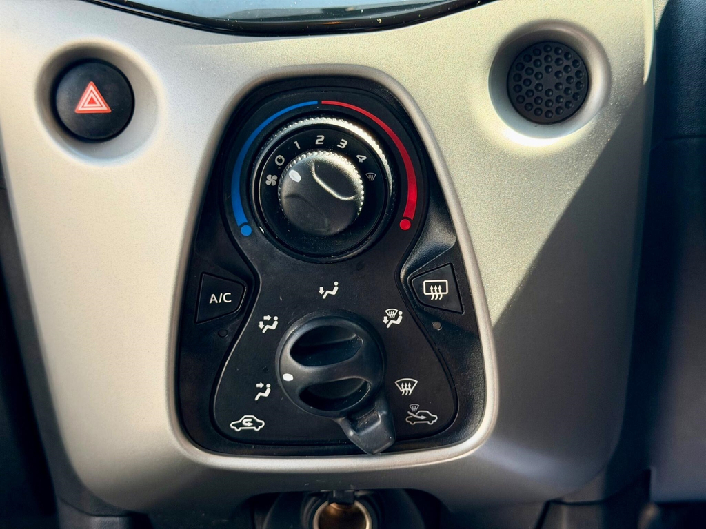 Citroen C1 1.2 Puretech Flair Red #12