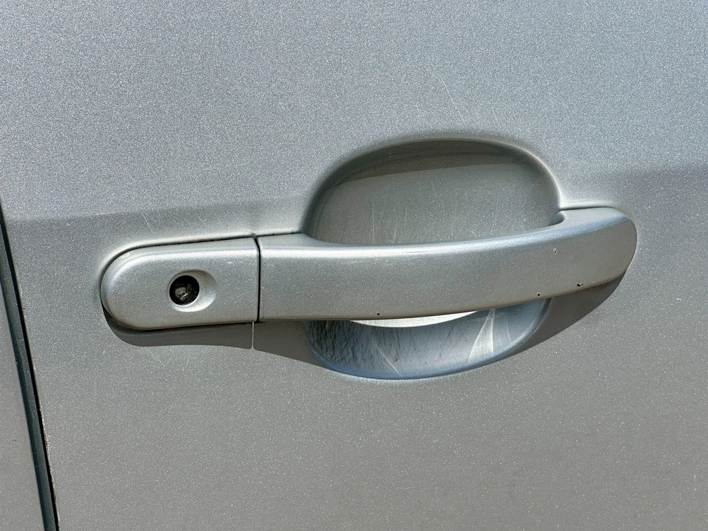 Ford Fiesta Ghia Silver #39