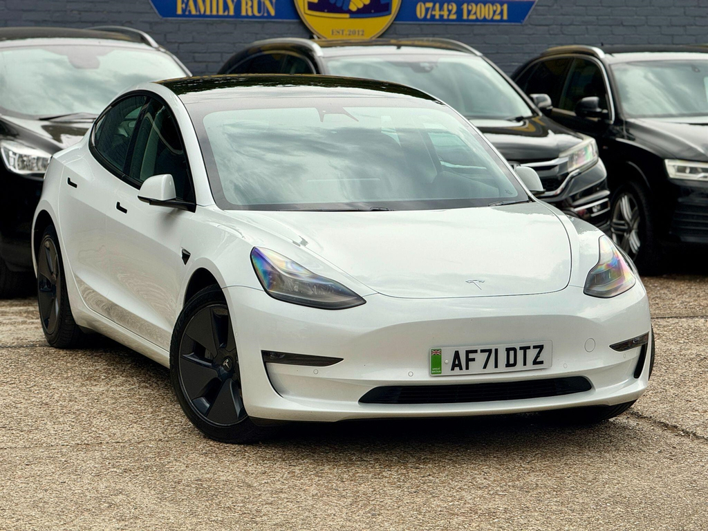 Tesla Model 3 Saloon AF71DTZ White #6