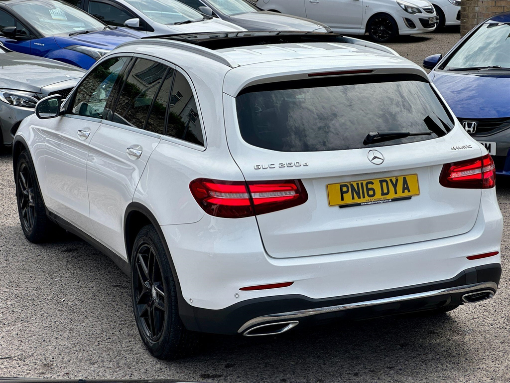 Mercedes-Benz GLC Class Glc 250 D 4Matic Amg Line Premium White #4