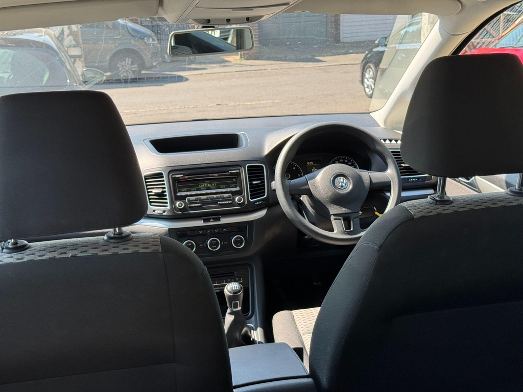 Volkswagen Sharan Executive Tdi Dsg Silver #13