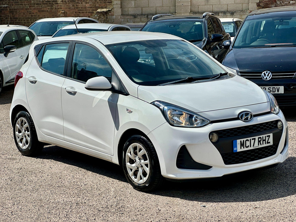 Hyundai I10 Hatchback MC17RHZ White #5