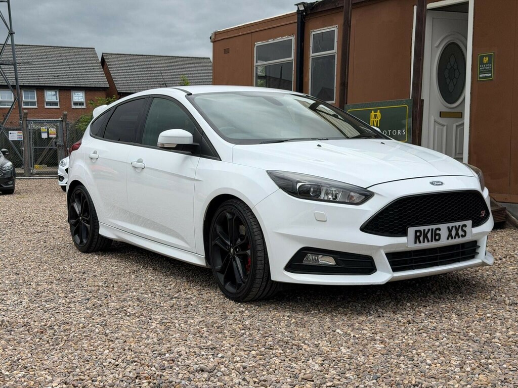 Ford Focus Hatchback 2.0T Ecoboost St-3 Euro 6 Ss 201 RK16XXS White