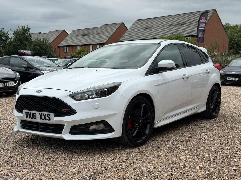 Ford Focus Hatchback 2.0T Ecoboost St-3 Euro 6 Ss 201 RK16XXS White #3